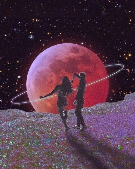 Dancing under the celestial rings